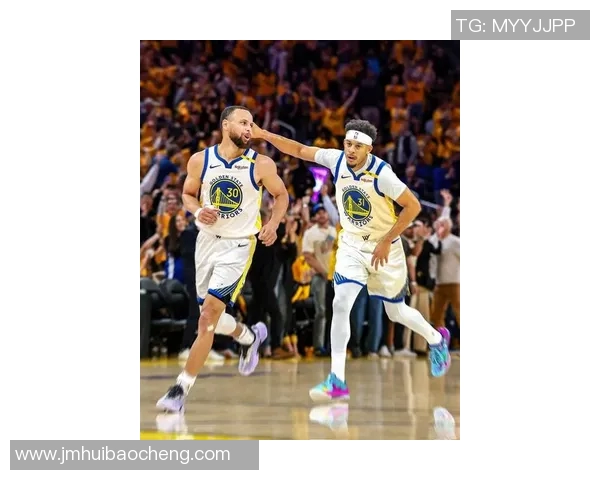 库里兄弟同队!勇士将重新签约塞斯-库里至赛季结束 此前曾裁掉他 库里兄弟同队!勇士将重新签约塞斯-库里至赛季结束 此前曾裁掉他