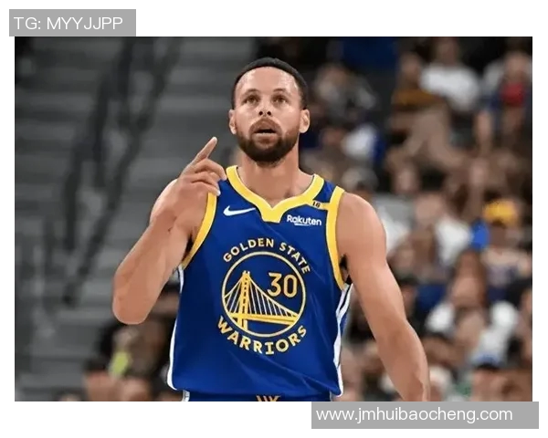 库里全场21投11中，三分11中3得到31分3篮板5助攻